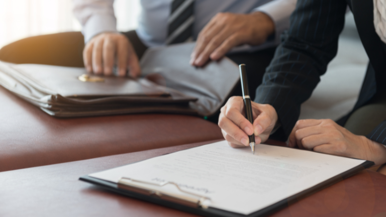 Transferência de bens com escritura pública Kelsem Ricardo Rios Lima esclarece como a escritura pública garante validade e transparência na transferência de bens.