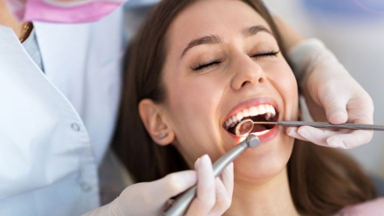 Julho Neon e Brasil Sorridente: o que muda para dentistas e pacientes após nova mobilização nacional pela saúde bucal Julho Neon e Brasil Sorridente: o que muda para dentistas e pacientes após nova mobilização nacional pela saúde bucal